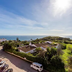 Apartment Lovely 2 Bedroom Including Pool, Stunning Ocean Views & Closeby Portugal